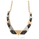 Goldfarbene Pyramiden-Ohrstecker-Halskette von Louis Vuitton