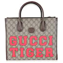 Bolsa Gucci Bege GG Supreme Monograma Pequena na parte superior