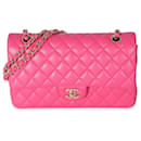 Chanel 16Bolso mediano con solapa y forro clásico de piel de cordero acolchada rosa C