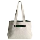 Bolsa maxi shopper Bottega Veneta em couro branco