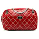 Chanel Rote mittelgroße gesteppte Reissue-Kameratasche