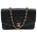 VINTAGE CHANEL DIANA HANDBAG IN BLACK QUILTED LEATHER WITH PURSE CROSSBODY - Chanel