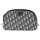 Navy 30 Montaigne beauty pouch - Christian Dior