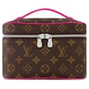 Nice Mini bag from Louis Vuitton.