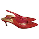 Sapatos de salto alto vermelhos Escada tamanho 39