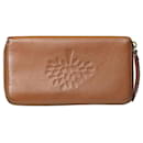 Brown zipped wallet with brand detailing - Mulberry