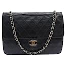 SAC VINTAGE A MAIN CHANEL SQUARE TIMELESS CUIR MATELASSE BOLSO SIMPLE RABAT - Chanel