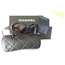 Black Tortoise model in excellent condition - Chanel