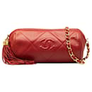 Rote Chanel-Umhängetasche mit gesteppter Quaste
