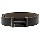 Cinturón reversible Hermes Constance en cuero negro y marrón - Hermès