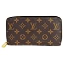 Louis Vuitton Zippy Wallet