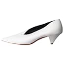 Zapatos de tacón gatito de piel con punta en punta en color blanco - talla UE 38 - Céline