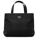 Burberry – Schwarze Handtasche mit Rauchkaromuster