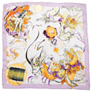 Bufanda con estampado de hadas de seda de Prada blanca y multicolor