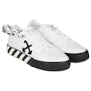 Off-White Low Vulcanized Canvas Sneakers - White Black	 - Off White