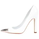 Louis Vuitton Zapatos de tacón con punta en punta y giro urbano de cuero blanco Tamaño 38.5