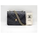 Chanel zeitlose klassische Umschlagtasche mit Einzelfach und 24 Karat Gold