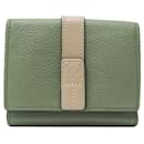 Loewe Trifold