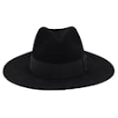 Sombrero negro - Saint Laurent