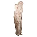 Zeitgenössischer Designer-Sari aus goldener Seide mit Blumenstickerei - Autre Marque