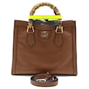 Borsa tote Gucci Diana in bambù piccola (660195)