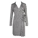 DVF Robe portefeuille en jersey de soie noire et blanche New Jeanne Two - Diane Von Furstenberg