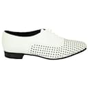 Sapatos de renda brancos Saint Laurent com enfeites de cristal preto