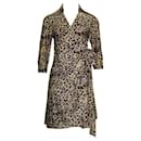 Diane Von Furstenberg Robe portefeuille en soie à imprimé léopard