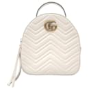 Gucci  Marmont Matelassé Backpack (476671)