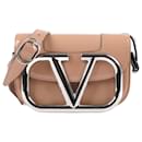 Valentino Garavani 'Supervee' bag in Beige Patent leather