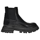 Wander Chelsea Boots in Black Leather - Alexander Mcqueen