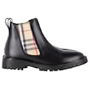 Burberry Chelsea Boots in Black Leather