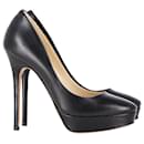 Bombas de plataforma Jimmy Choo em couro preto