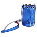 Bolso bombonera Christian Louboutin Mini Marie Jane en cuero azul metalizado
