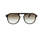 Óculos de sol tartaruga estilo aviador Fendi em acetato marrom