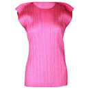 Pleats Please Issey Miyake Monthly Colors Juli-T-Shirt aus pinkem Polyester