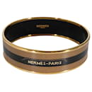 Breites Hermès-Emaille-Armband mit Gürtelschnallen-Design