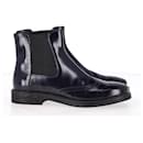 Tod's Brogue-Detail Chelsea Boots in Navy Blue Leather