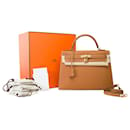 Hermes Kelly bag 32 in Golden Leather - 101786 - Hermès