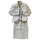 Ensemble jupe et veste en tweed ivoire Escada, orné de perles, taille 34