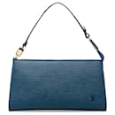 Borsa a tracolla Louis Vuitton Epi Pochette Accessoires blu