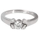 Anello di fidanzamento con diamante Cartier Ballerine in platino F VS2 0.23