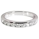 TIFFANY Y COMPAÑIA. Alianza de bodas de diamantes con montura de canal en platino 0.35 por cierto - Tiffany & Co