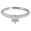 TIFFANY & CO. Anel de noivado solitário de diamante em platina G VS1 0.25 ct - Tiffany & Co