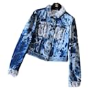 Jaqueta de ganga com franjas e botões CC raros. - Chanel