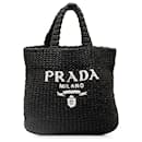 Prada – Kleine Tragetasche mit Logo aus Bast in Schwarz