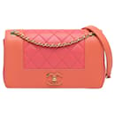 Chanel – Kleine Mademoiselle Vintage-Überschlagtasche in Rosa