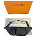 Louis Vuitton Bolsa de cintura bumbag