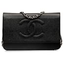 Portafoglio Chanel CC Caviar nero su catena