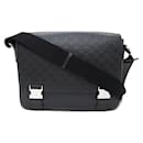 Mittelgroße gefütterte Messenger Bag mit GG Signature-Schnalle 406367 - Gucci